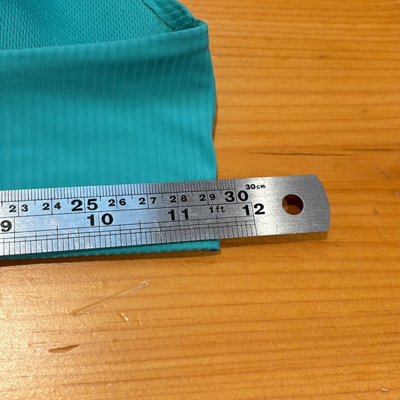 LULULEMON Green Like A Cloud Ribbed Bra Light Support Molded Foam Cups - Picture 8 of 10